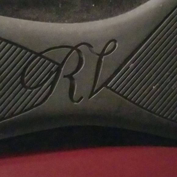 Roger Vivier Gommette Turtle Buckle Flats - Picture 13 of 16